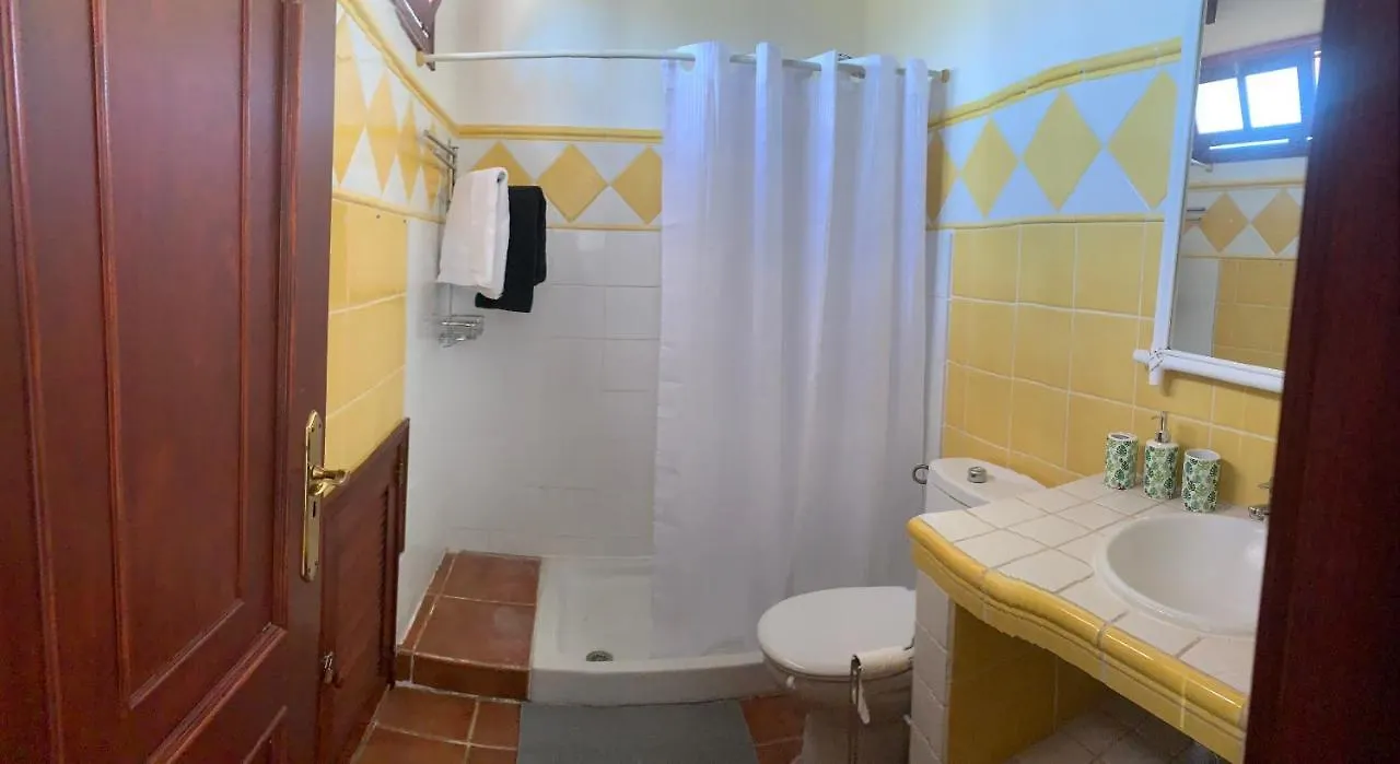 Eagle Studio San Miguel de Abona 0*,