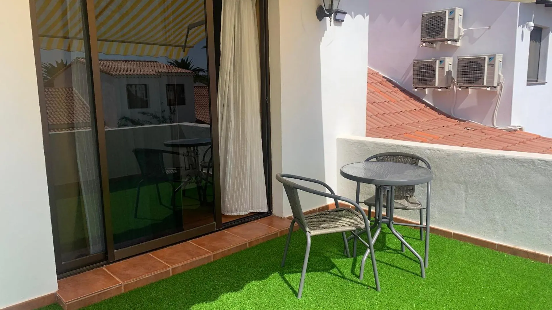 Eagle Studio San Miguel de Abona 0*,